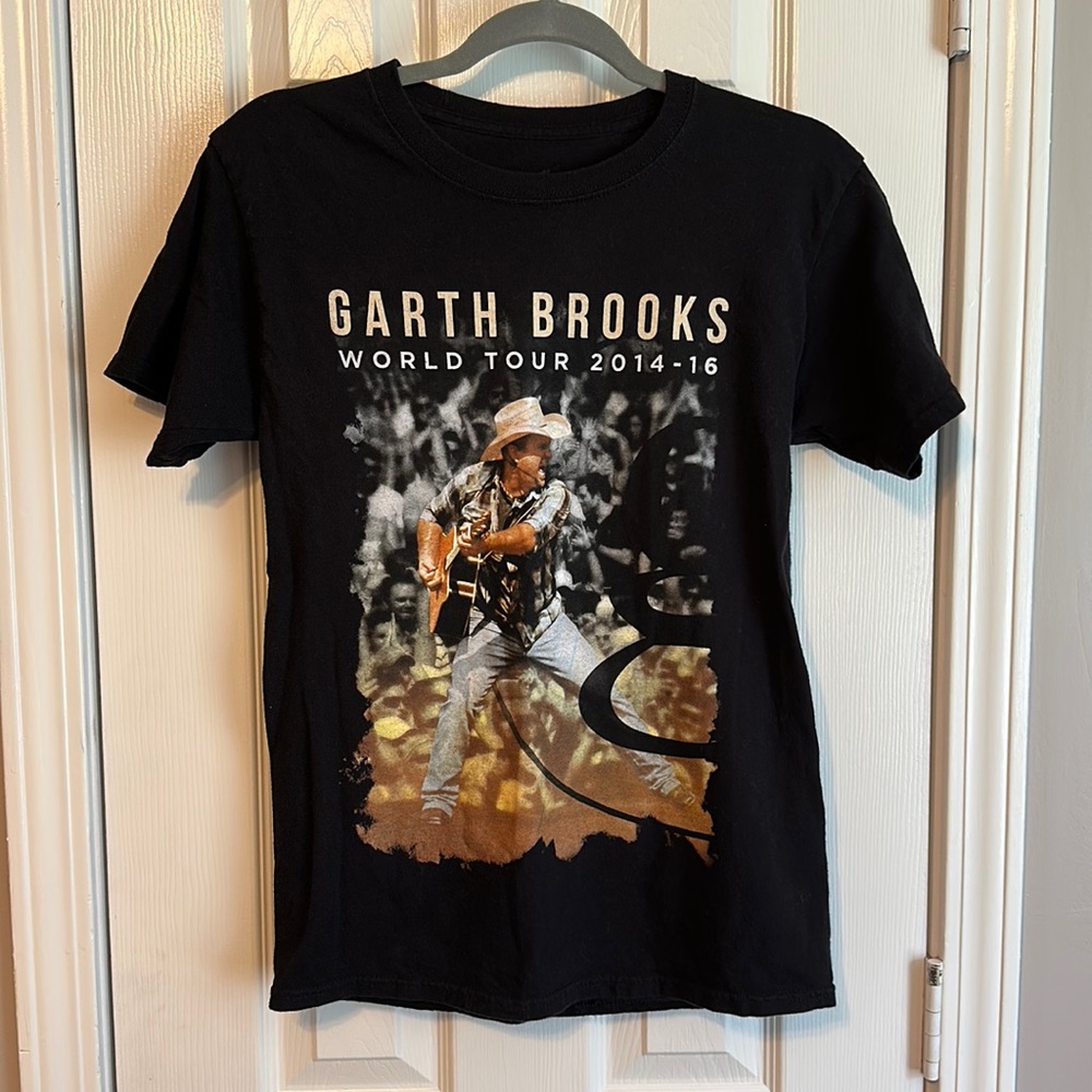 Garth Brooks 2014-2016 World Tour Concert Tee